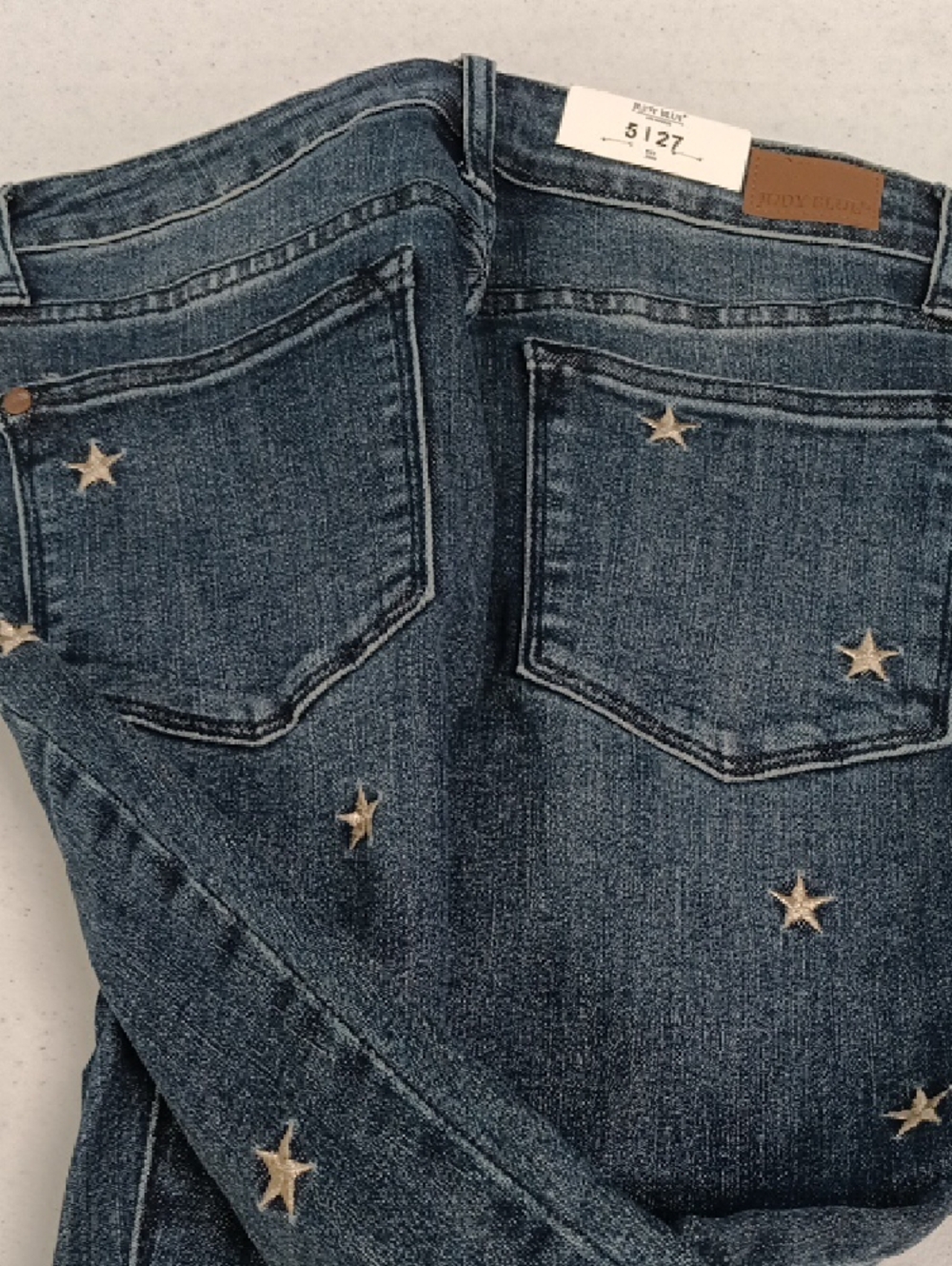 Judy Blue Dark Blue Star Appliqué Skinny Jeans NWT - Picture 3 of 5